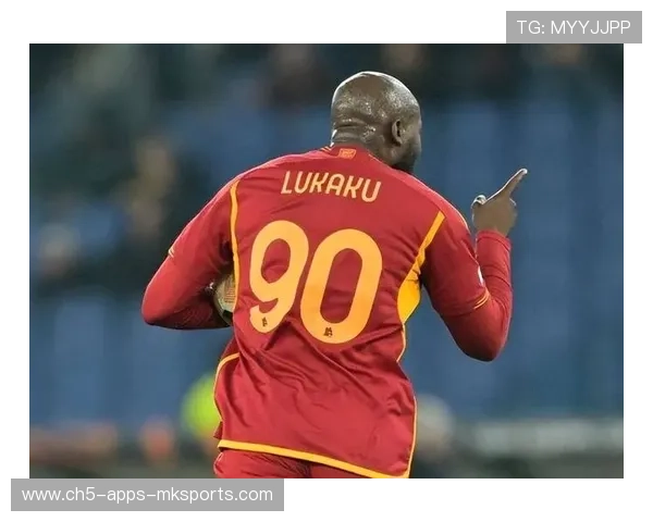 卢卡库护球回做：制造关键一击，比利时前场协同完美