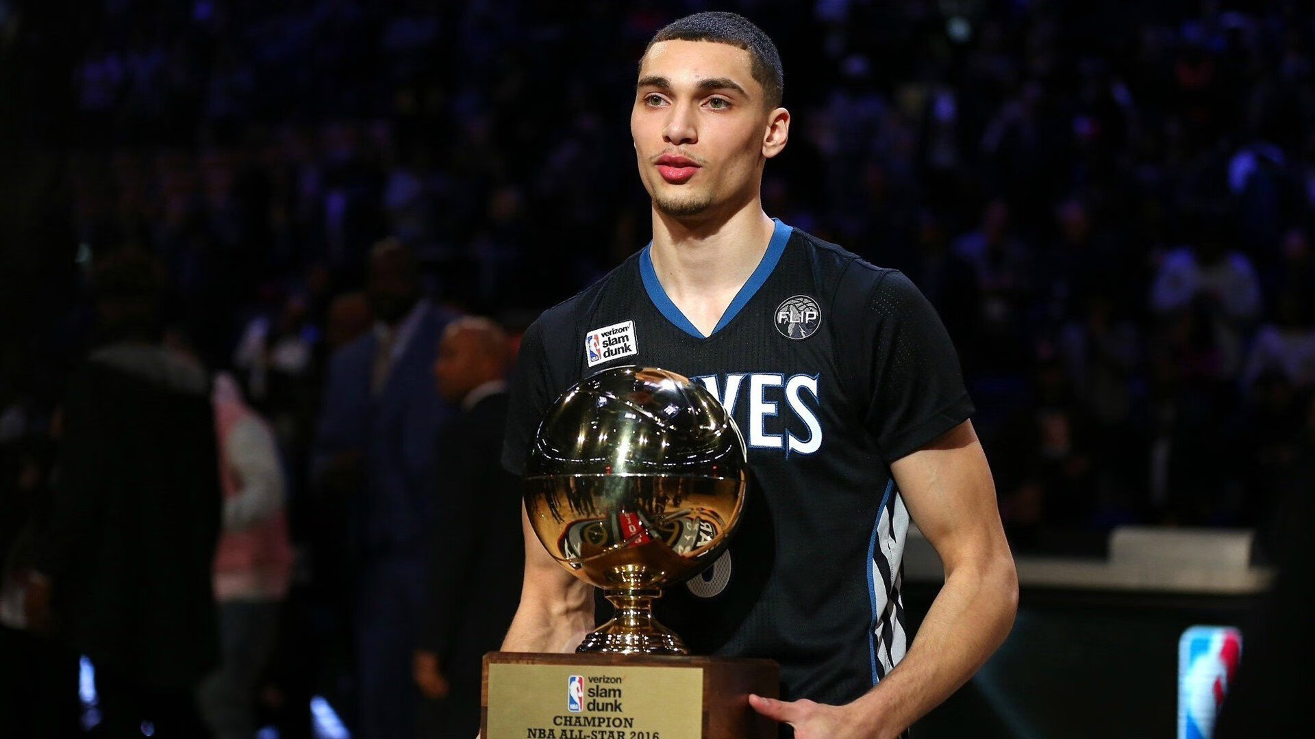 掩护后球员的节奏延续是否直接决定得分效率,掩护犯规怎么判罚